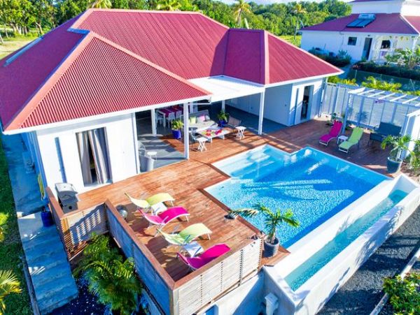 Guadeloupe Home 959317
