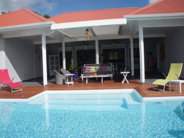 Guadeloupe Home 959317
