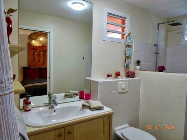 Guadeloupe Home 959318