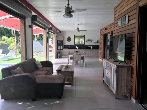 Guadeloupe Home 959319