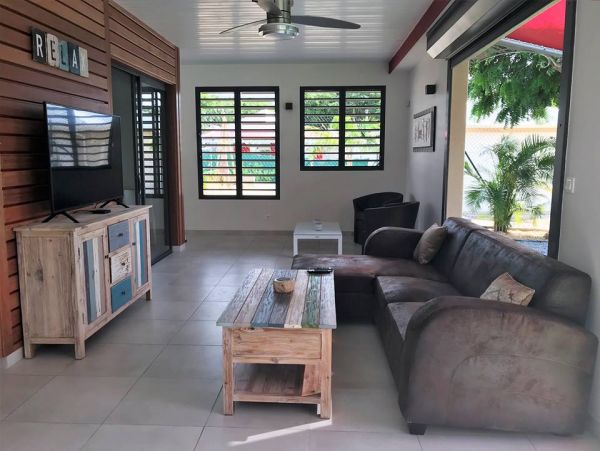 Guadeloupe Home 959319