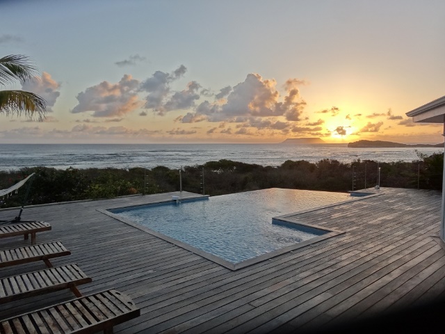 Guadeloupe Home 959320