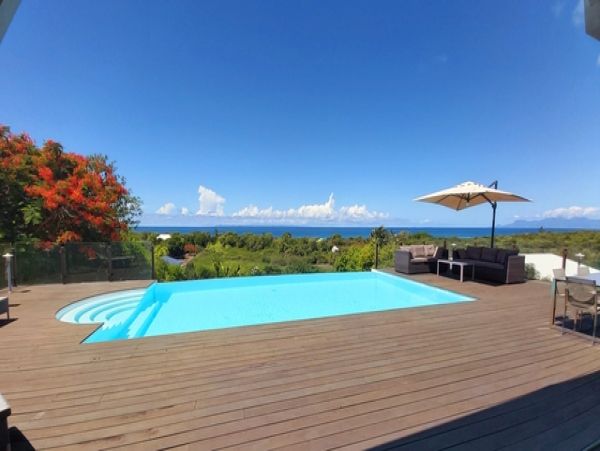 Guadeloupe Home 959321