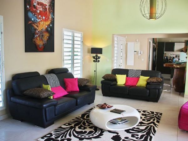 Guadeloupe Home 959322