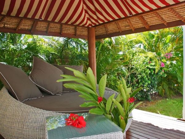 Guadeloupe Home 959322