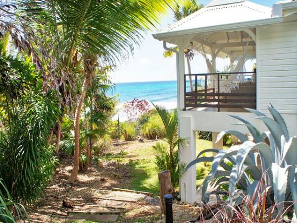 Guadeloupe Home 959324