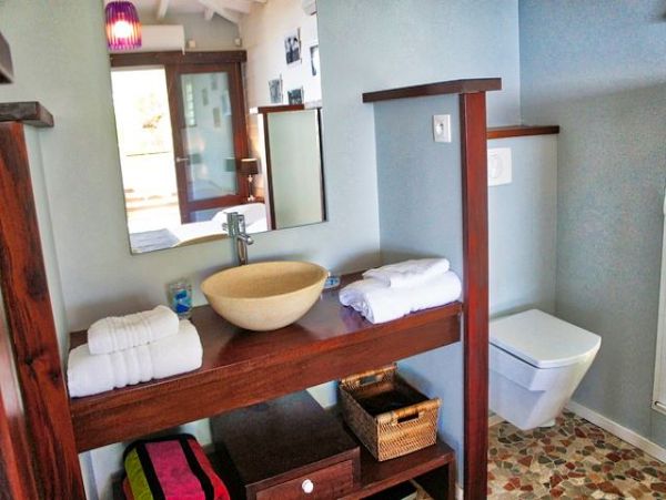 Guadeloupe Home 959324