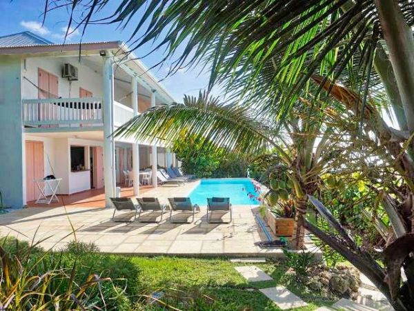 Guadeloupe Home 959327