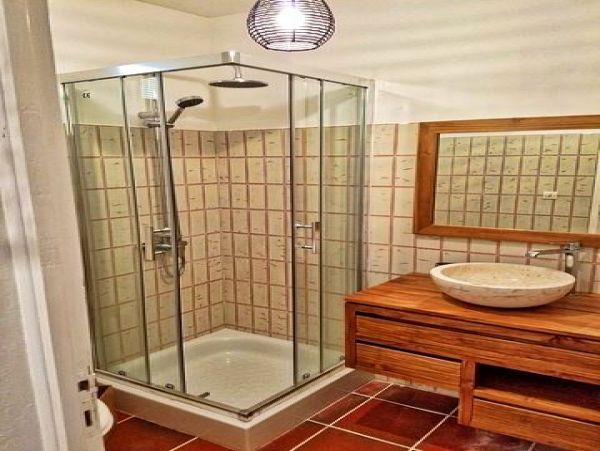 Guadeloupe Home 959327