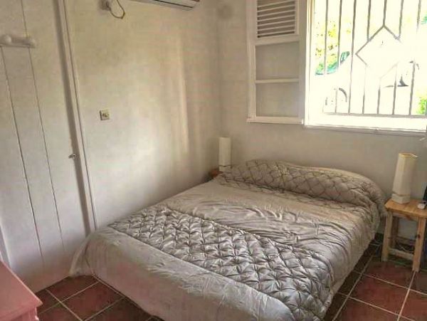 Guadeloupe Home 959327
