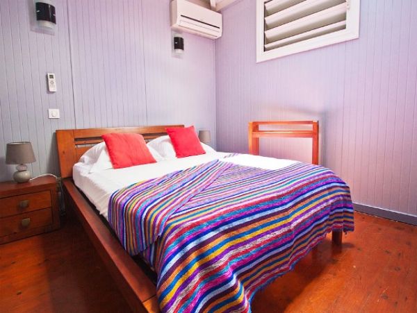 Guadeloupe Home 959328
