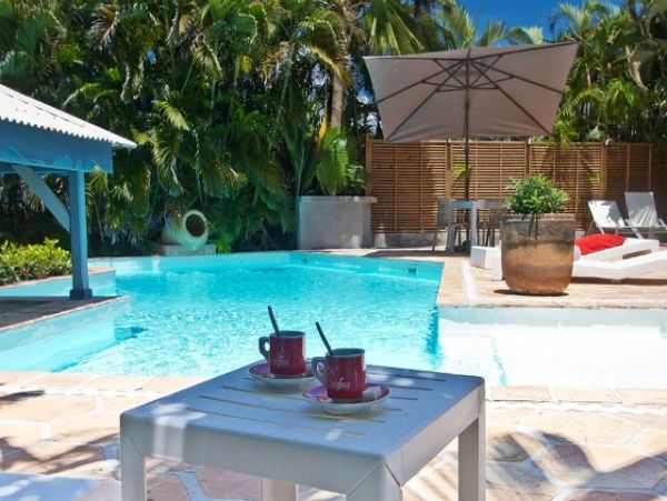 Guadeloupe Home 959328