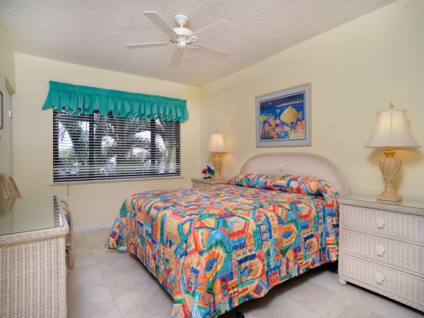 Cayman Islands Condo 959348