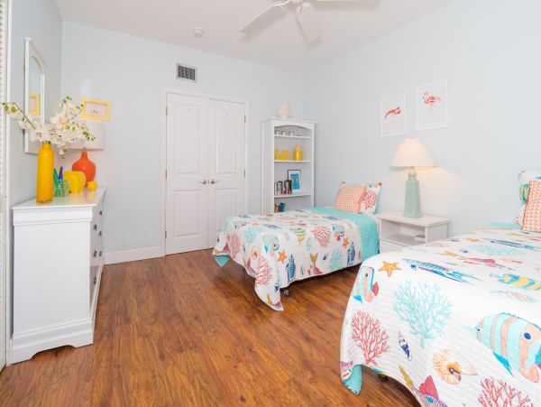 Cayman Islands Condo 959361
