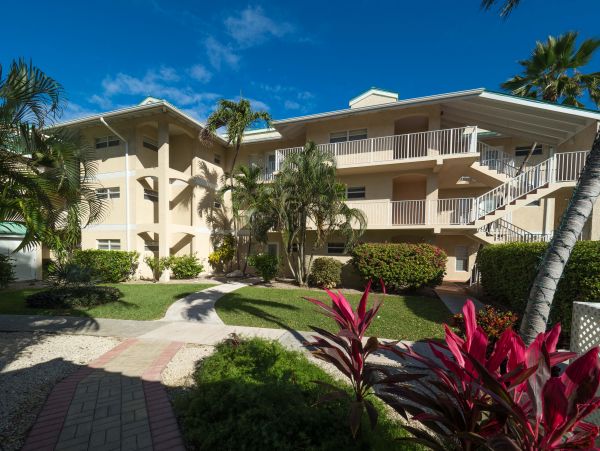 Cayman Islands Condo 959361