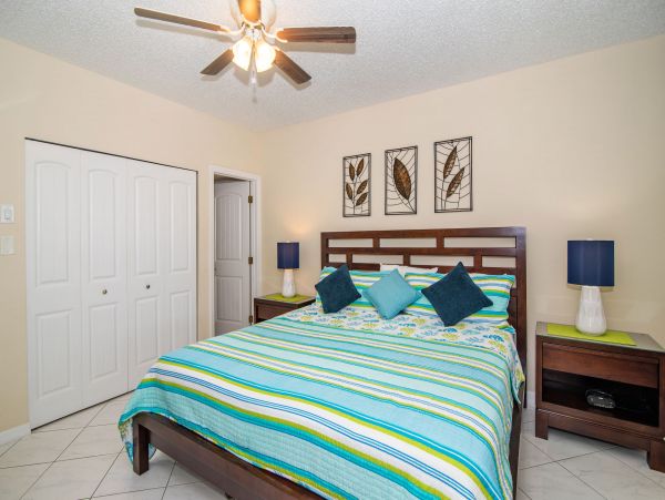 Cayman Islands Condo 959362