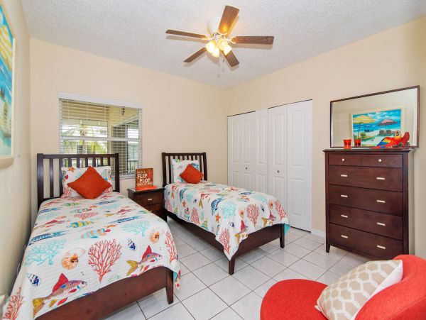 Cayman Islands Condo 959362