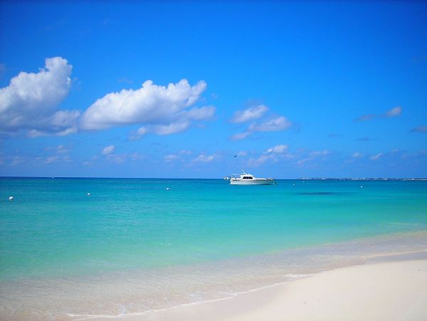 Two Bedrooms Cayman Residence Pool, Exercise Facilities World Class Beach