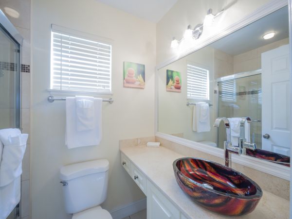 Two Bedrooms Cayman Residence Pool, Exercise Facilities World Class Beach