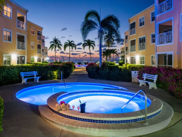 Cayman Islands Condo 959369