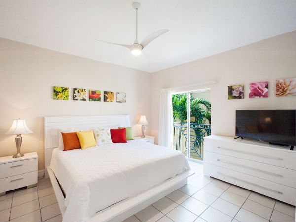 Cayman Islands Condo 959370