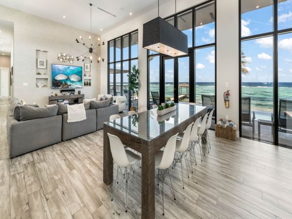 Cayman Beachfront Vacation Estate 7 Bedrooms Pool Luxury