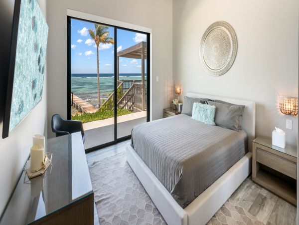 Cayman Beachfront Vacation Estate 7 Bedrooms Pool Luxury