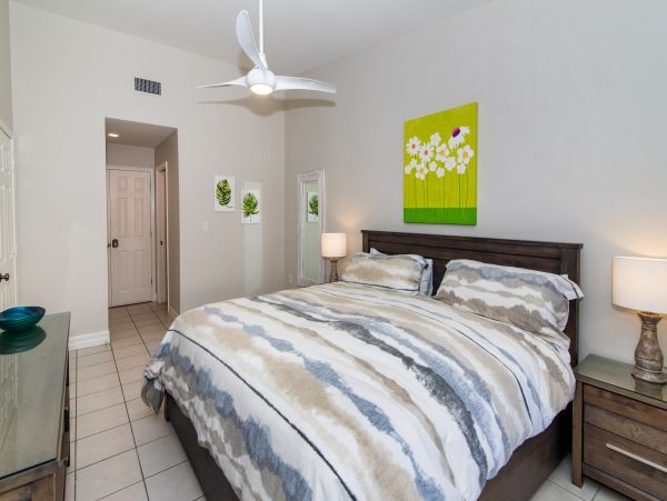 Cayman Islands Condo 959373