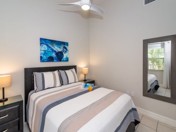 Cayman Islands Condo 959373