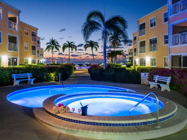 Cayman Islands Condo 959375