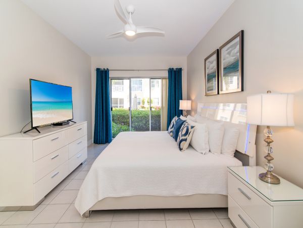 Cayman Islands Condo 959375