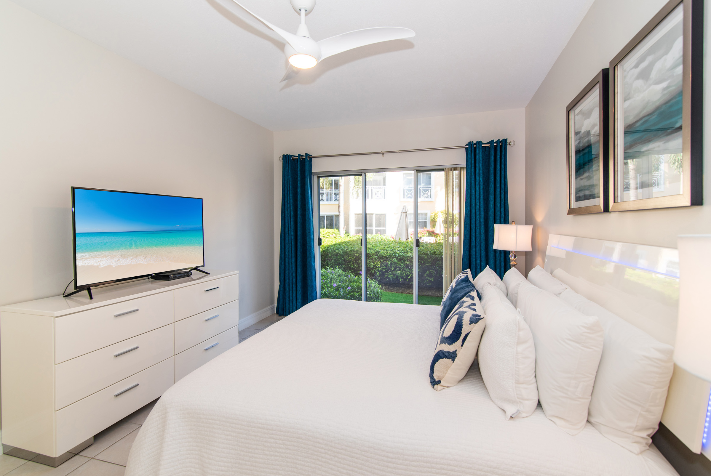 Cayman Islands Condo 959375