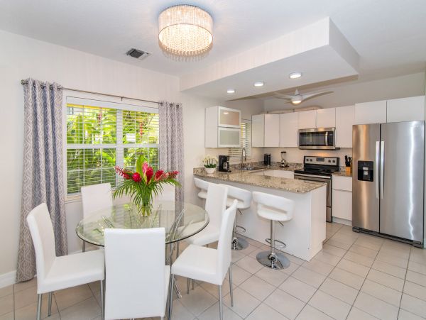 Cayman Islands Condo 959375