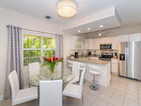 Cayman Islands Condo 959375