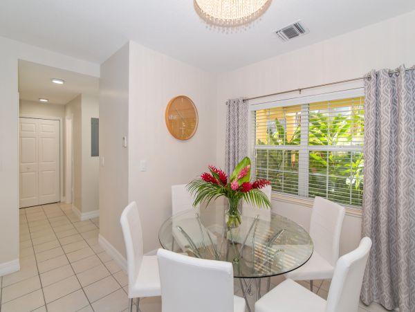 Cayman Islands Condo 959375