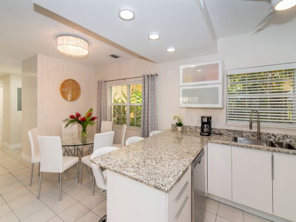 Cayman Islands Condo 959375