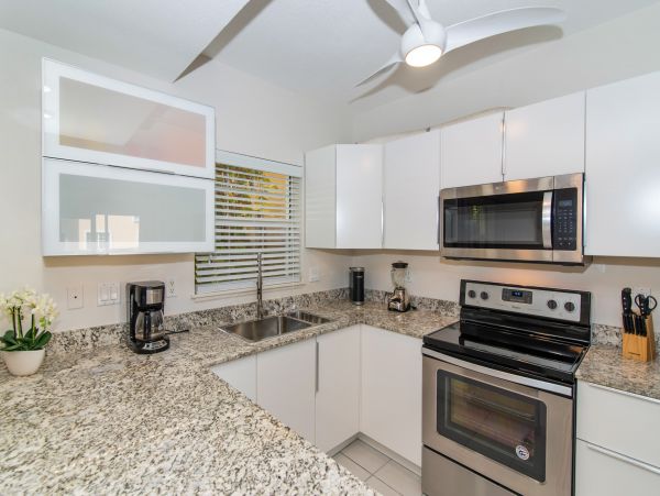 Cayman Islands Condo 959375