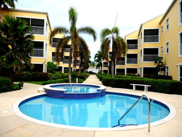 Cayman Islands Condo 959379