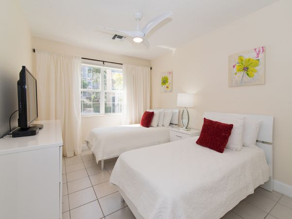 Cayman Islands Condo 959382