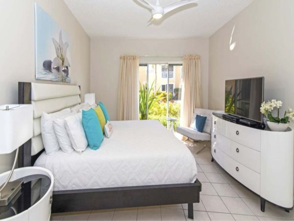 Seven Mile Beachfront Condo Rental - Grand Cayman Luxury Stay