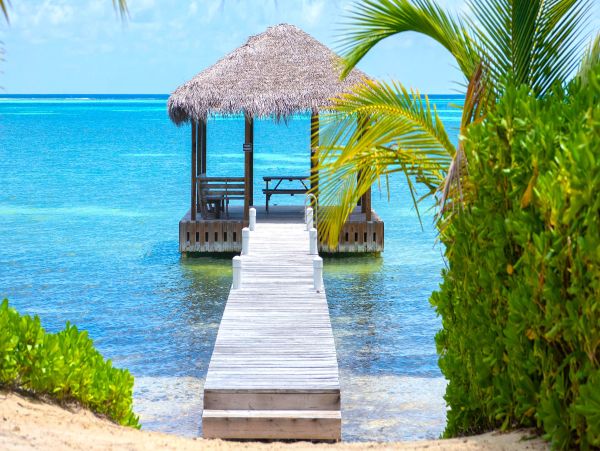 Luxurious Oceanfront Villa - Private Dock, Pool, Breathtaking Caribbean views