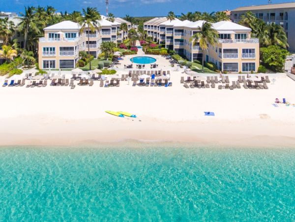 Seven Mile Beach Vacation Condo, Views, Pool Health Facilities