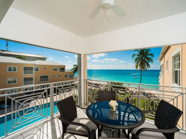 Seven Mile Beach Vacation Condo, Views, Pool Health Facilities