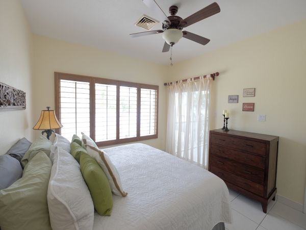 Cayman Islands Condo 959396