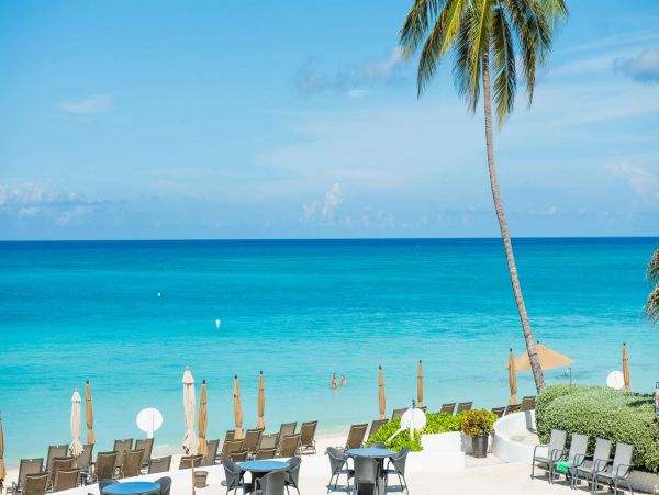 Three Bedroom Oceanfront Vacation Condo in the Cayman Islands