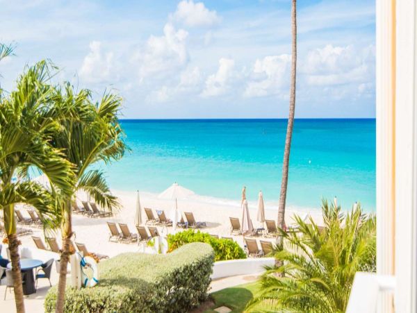 Seven Mile Beach Vacation Rental Luxury Grand Cayman Oceanfront Condo