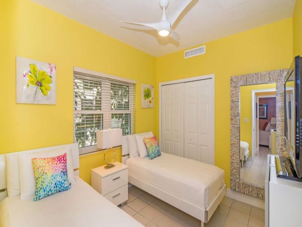 Seven Mile Beach Vacation Rental Luxury Grand Cayman Oceanfront Condo