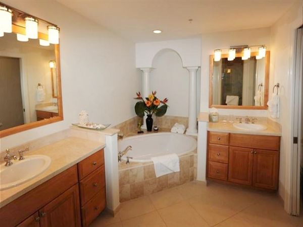 Grand Cayman Vacation Beach Condo Three Bedrooms Sleeps 6