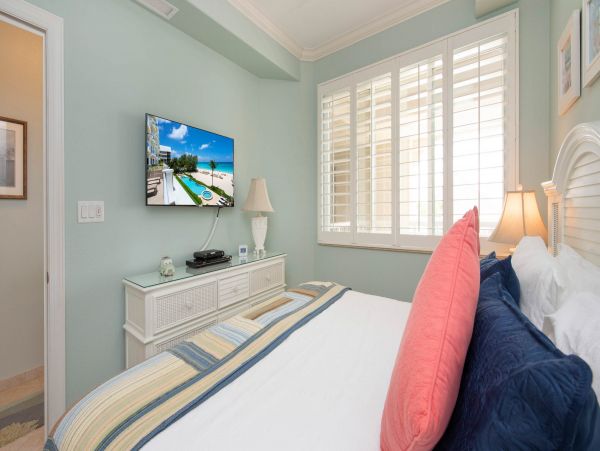 Third-Floor Corner Unit with Full Ocean Views