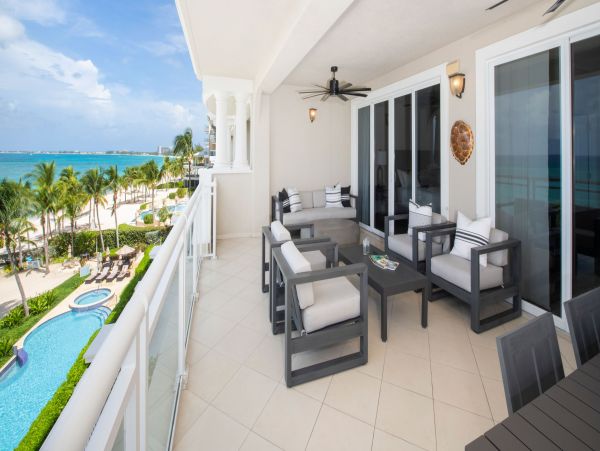 Spacious Fourth-Floor Condo with Full Ocean View